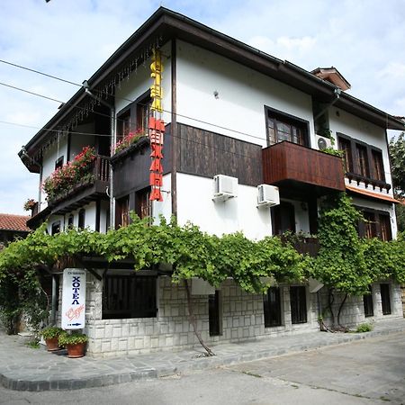 Oazis Family Hotel โลเวช ภายนอก รูปภาพ