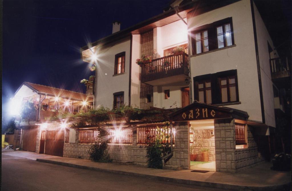 Oazis Family Hotel โลเวช ภายนอก รูปภาพ