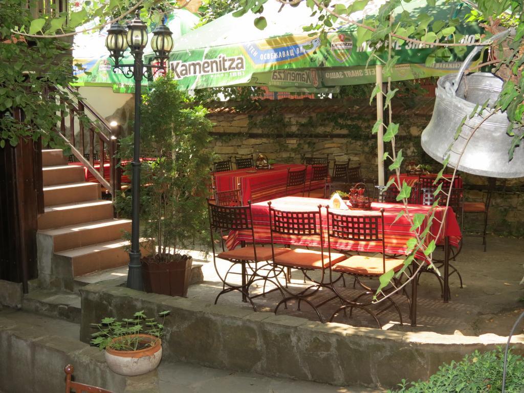Oazis Family Hotel โลเวช ภายนอก รูปภาพ