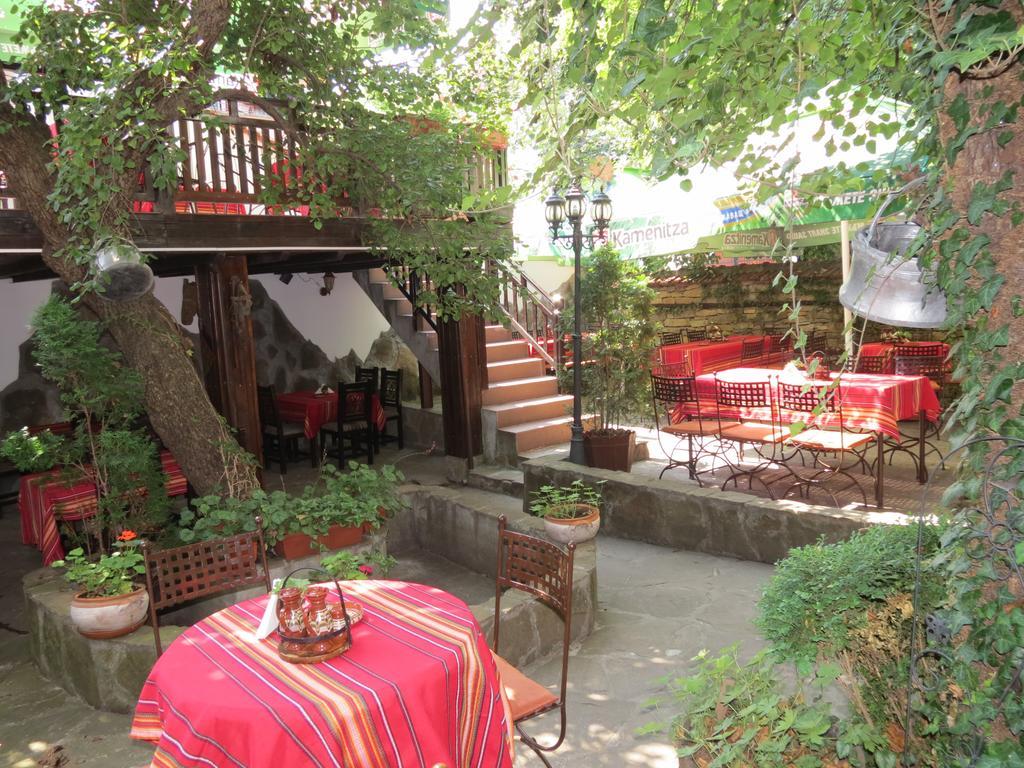 Oazis Family Hotel โลเวช ภายนอก รูปภาพ
