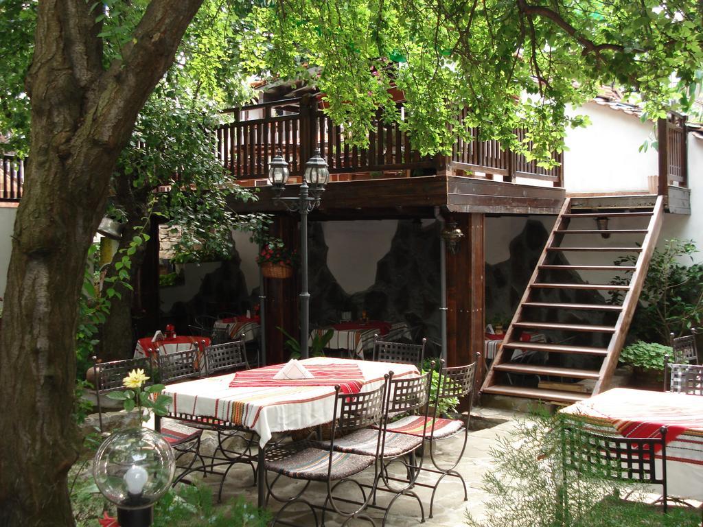 Oazis Family Hotel โลเวช ภายนอก รูปภาพ