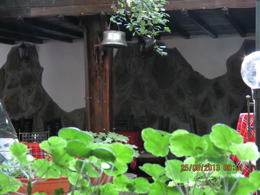Oazis Family Hotel โลเวช ภายนอก รูปภาพ